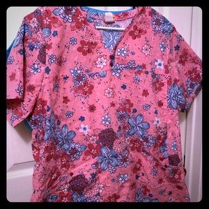 2XL Lightweight Floral Scrub Top